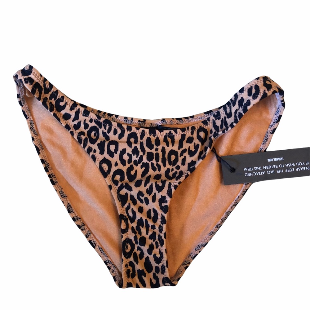 Triangl Leopard Bikini Set - Picture 5 of 11